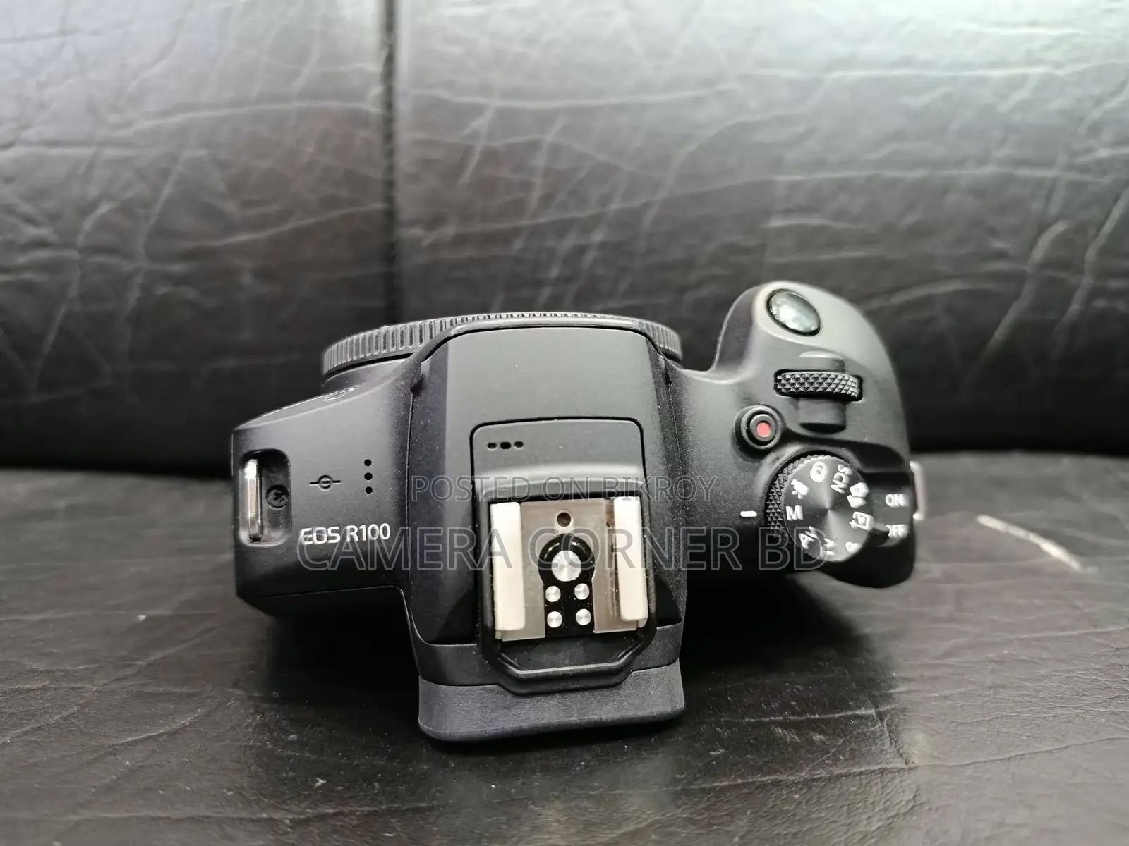 Canon R100 Body and Lens