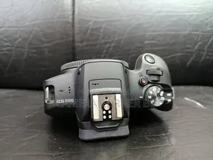 Canon R100 Body and Lens