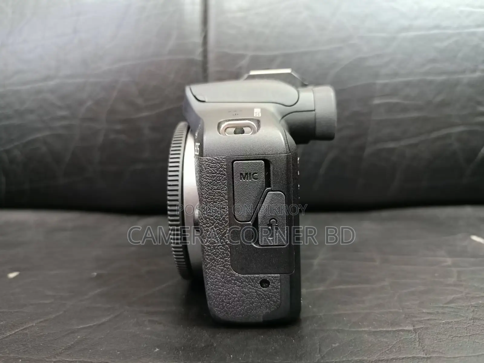 Canon R100 Body and Lens