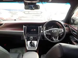 Toyota Harrier 2015 Maroon