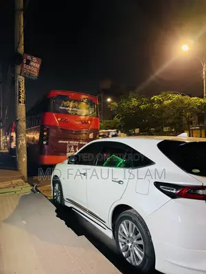 Toyota Harrier 2015 Maroon