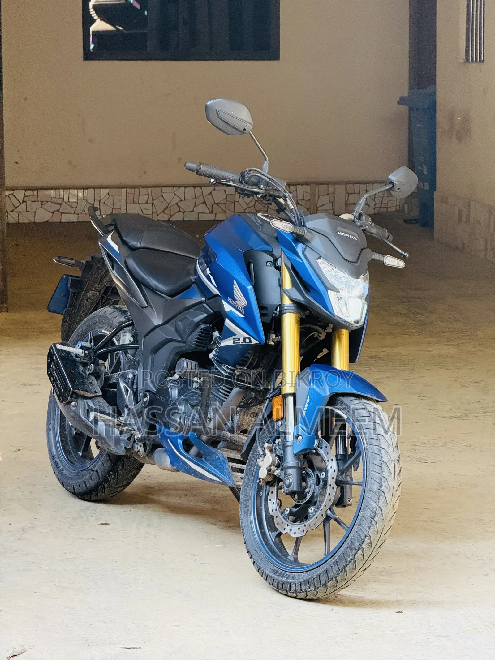 Honda Hornet 2.0 2025 Blue