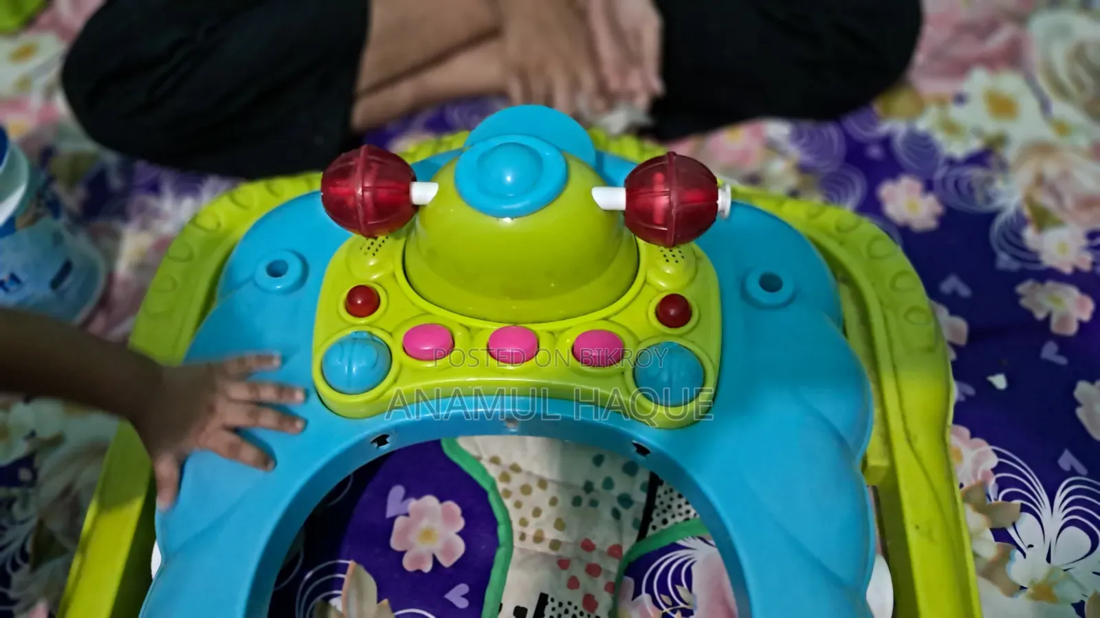 স্মার্ট বেবি ওয়াকার