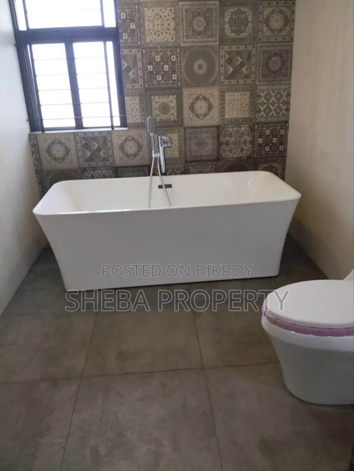 Furnished 4bdrm Apartment in Baridhara for Rent