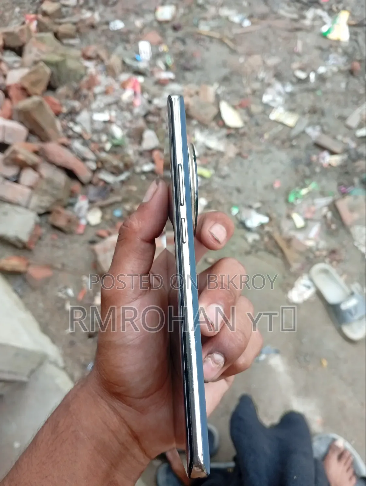 রিয়েলমি ১২ প্রো প্লাস ২৫৬ জিবি পার্পল