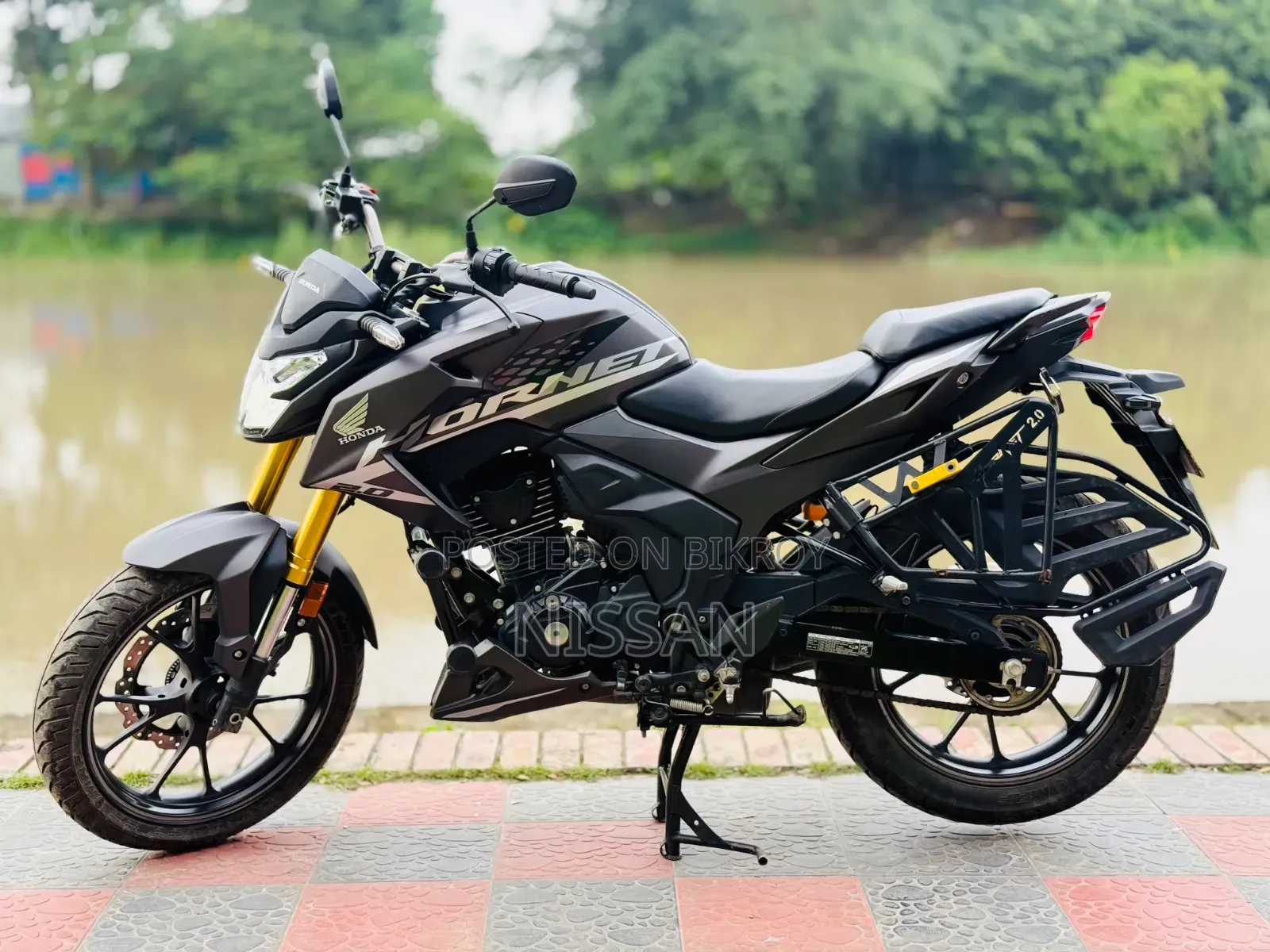 Honda Hornet 2.0 2025 Gray