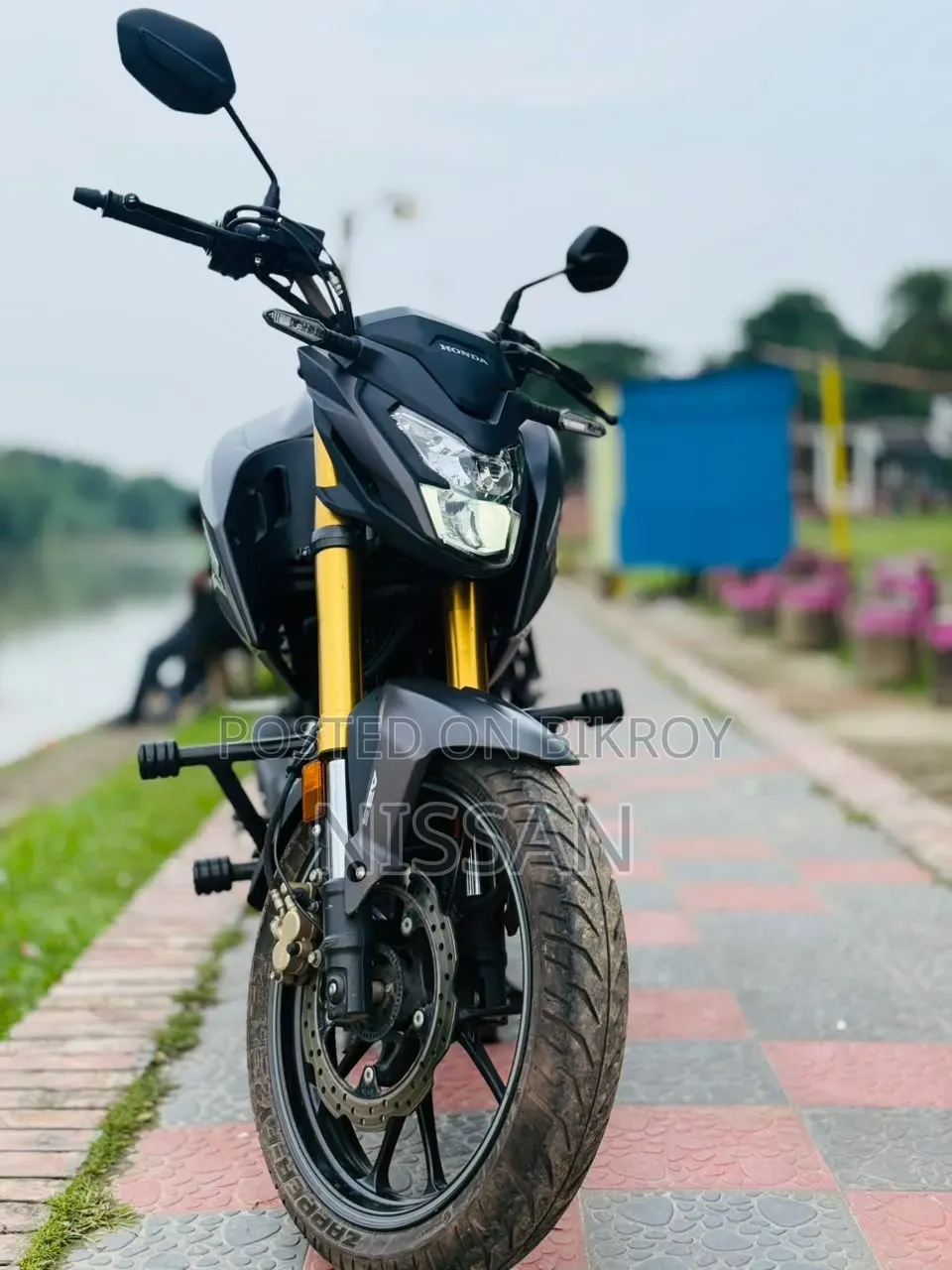 Honda Hornet 2.0 2025 Gray