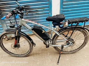 Electric Bicycle, runs 40 km, new motor, new battery, Oil Brake