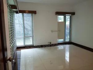 4bdrm Apartment in Baridhara for Rent