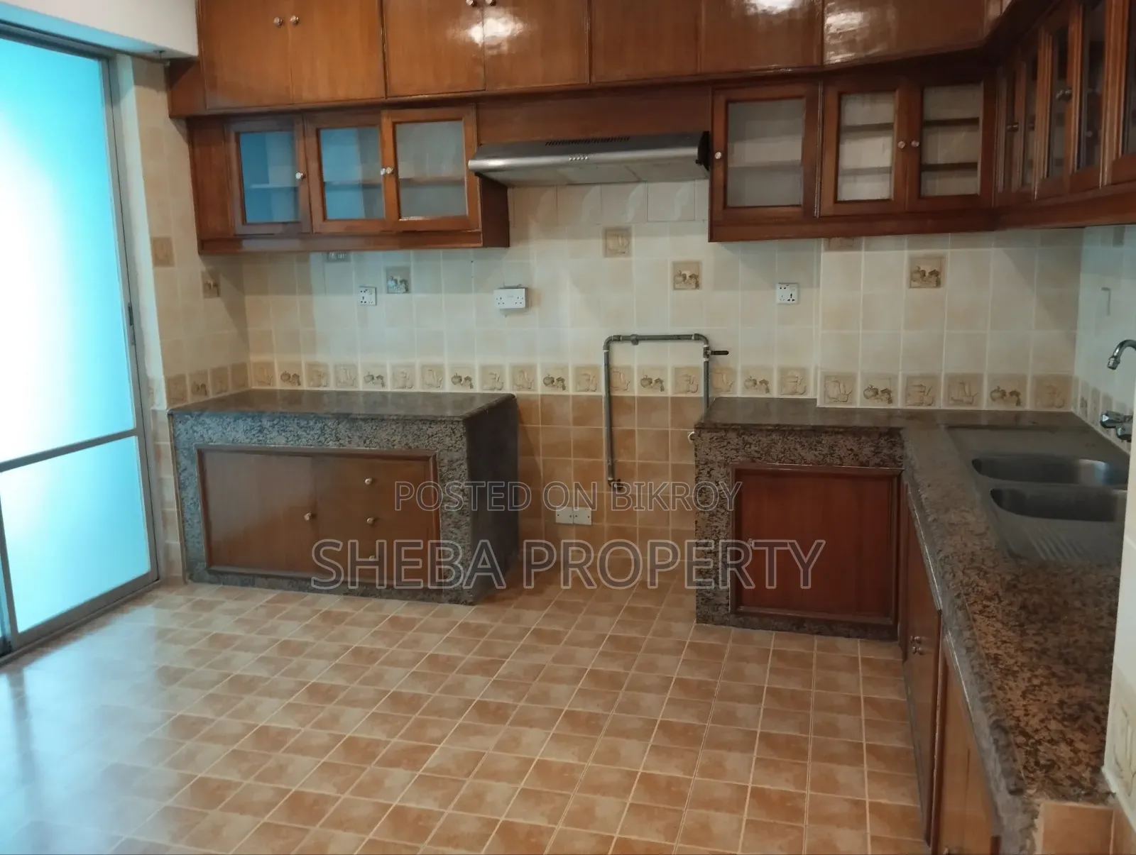 4bdrm Apartment in Baridhara for Rent