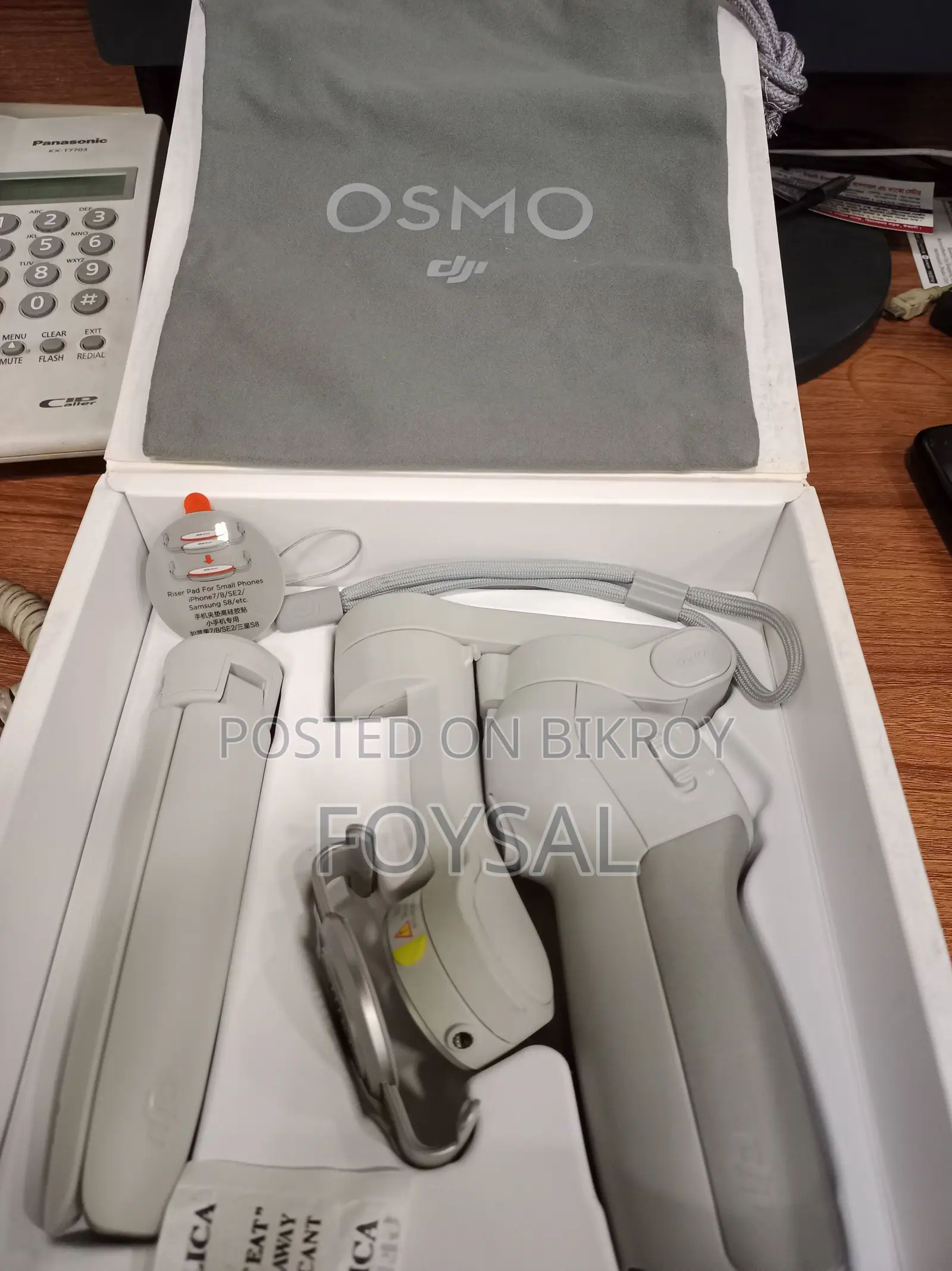 DJI OM 4 SE Smartphone Gimbal একদম ভালো Condition | Personal Use