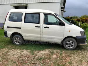 Toyota TownAce 2006 White