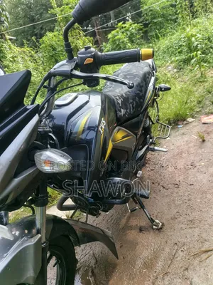 TVS Stryker 125 2021 Yellow