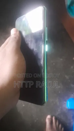 Vivo Y11 32 GB Blue