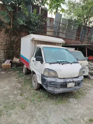 Delivery Covered Van MA-51-7882