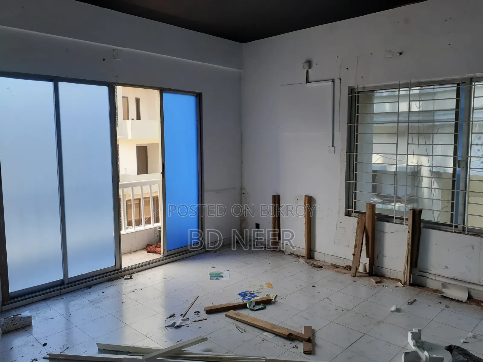 6bdrm House in Baridhara for Sale