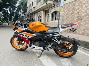 Honda CBR 2019 Orange
