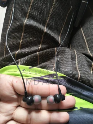 ব্লুটুথ নেকব্যান্ড