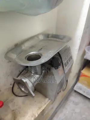 Meat Grinder Machine