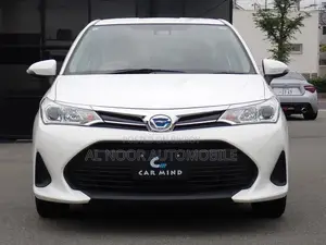Toyota Axio 2021 Pearl