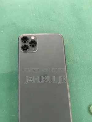 New Apple iPhone 11 Pro Max 64 GB Black