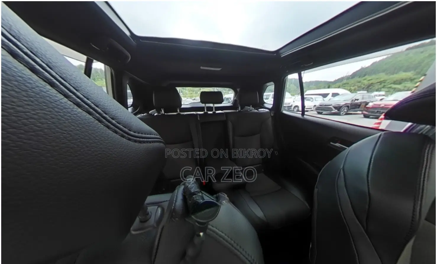 Toyota Corolla Cross 1.8 Hybrid AWD 2021 Pearl