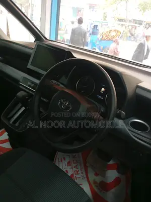 Toyota Noah 2022 Pearl