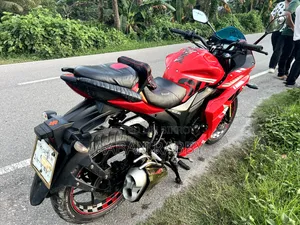 Suzuki Gixxer SF 2017 Red