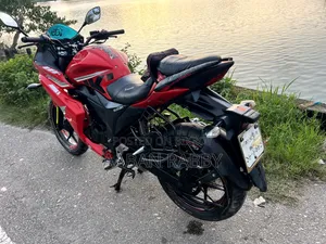 Suzuki Gixxer SF 2017 Red