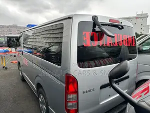 Toyota HiAce 2021 Silver