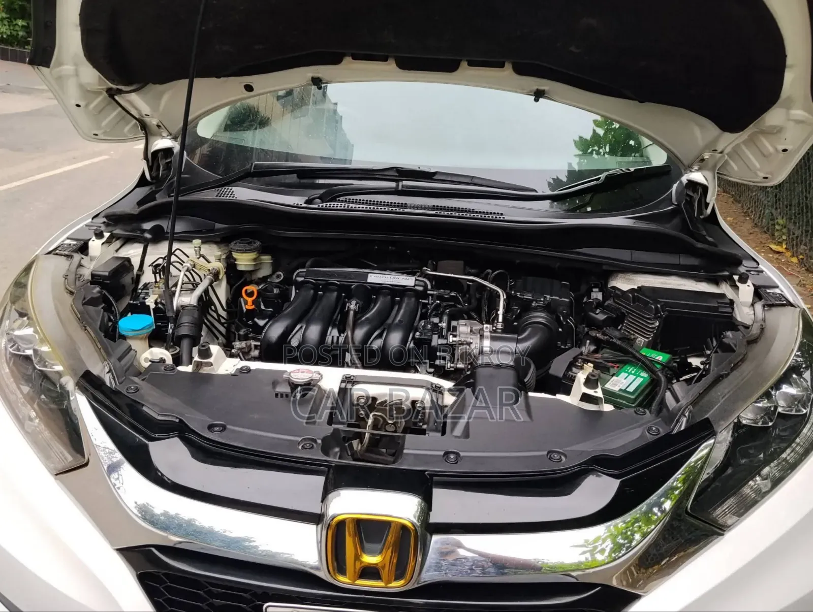 Honda Vezel 1.5 Hybrid 2WD 2014 Pearl
