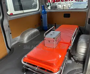 Toyota HiAce 2021 Silver