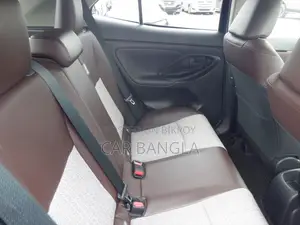 Toyota Yaris Cross 2021 Black