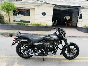Bajaj Avenger 160 Street 2023 Black