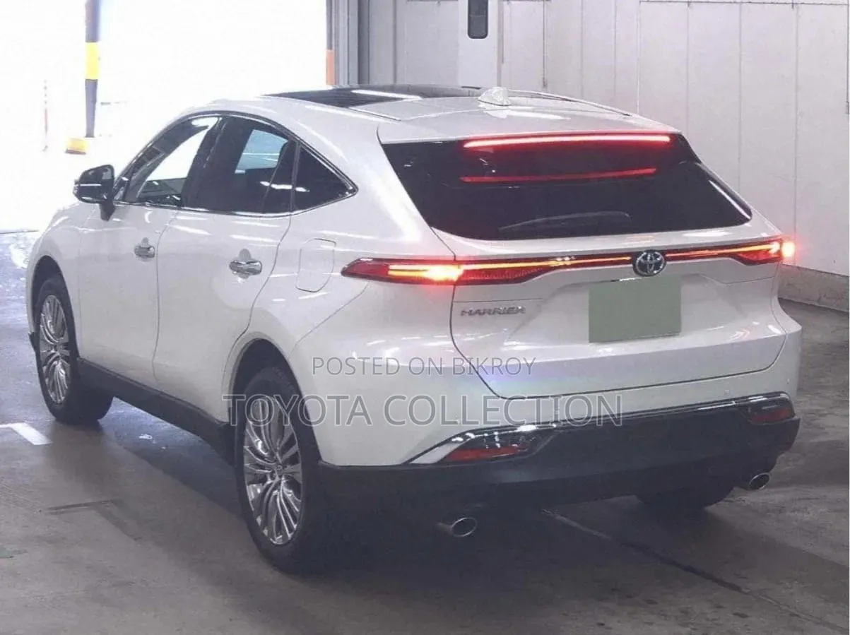 Toyota Harrier 2021 Pearl