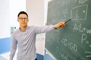 Male Tutor_ausis-(Grade 1-12)_math_science_english