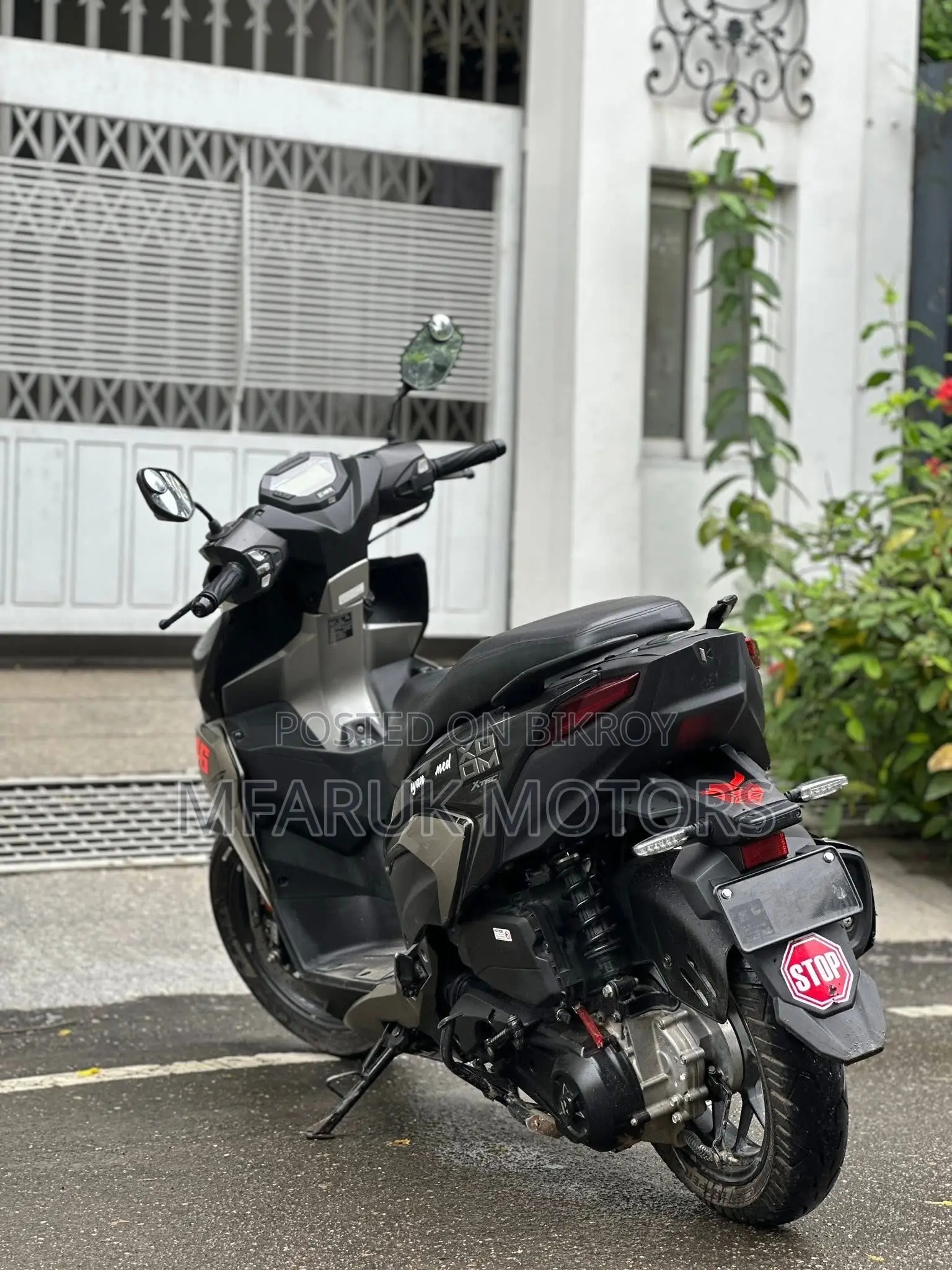 Hero 2026 Black