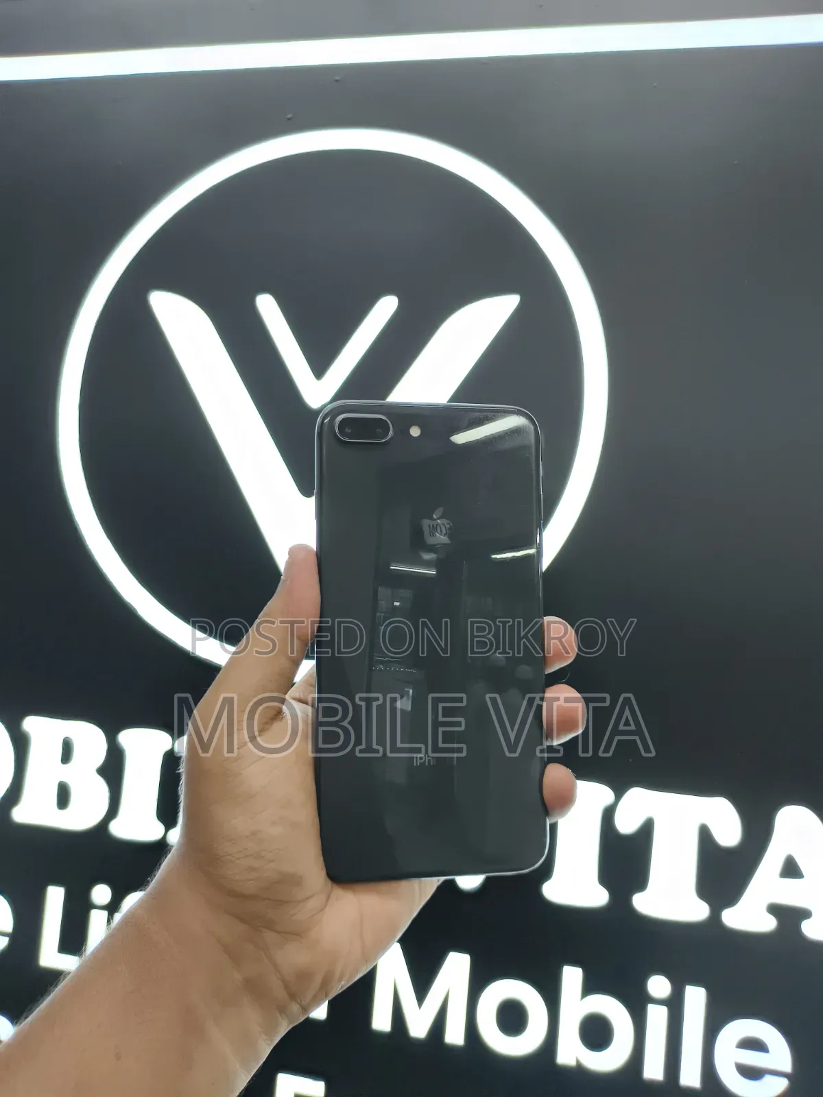Apple iPhone 8 Plus 64 GB Black
