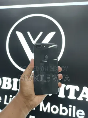 Apple iPhone 8 Plus 64 GB Black
