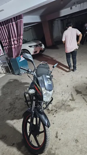 Mahindra Centuro 2017 Black