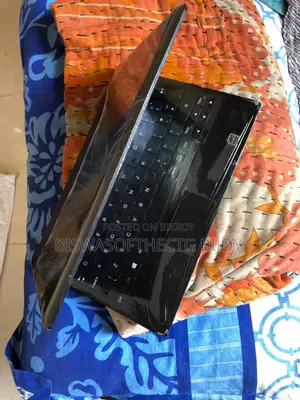 ল্যাপটপ লেনোভো এ৮ ৪জিবি ইন্টেল কোর আই৩ এসএসডি ৫১২জিবি