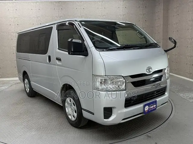 Toyota HiAce 2022 Silver