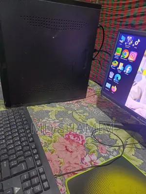 Desktop Computer 4GB Intel Core i5 SSD 128GB