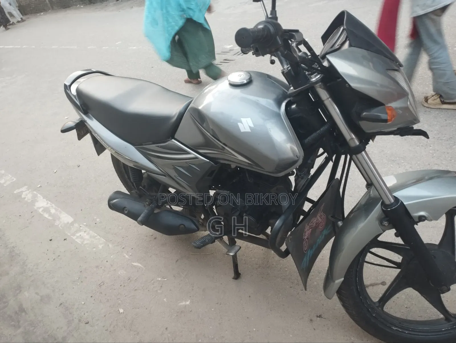 Suzuki Hayate 2018 Gray