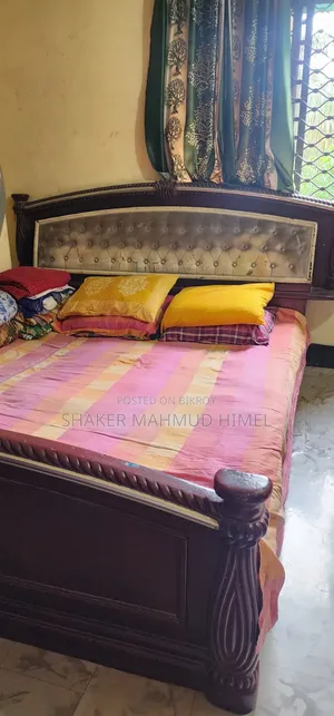 ৬/৭ ফিট খাট সেগুন গাছের (১২,৫০০)