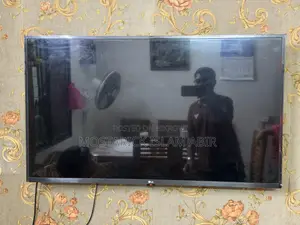 LG LED Smart TV 43 Inch (Model: 43UM7300PTA)