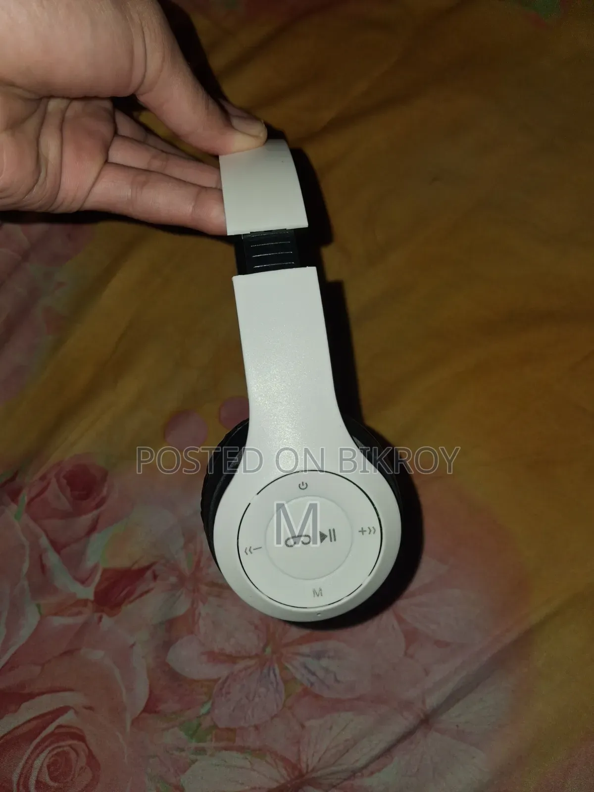 P47 Wireless Head Phone Brand New