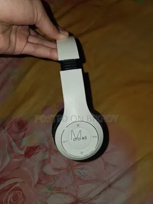 P47 Wireless Head Phone Brand New