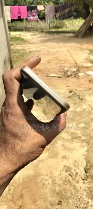 New Oppo A57 4G 64 GB Yellow