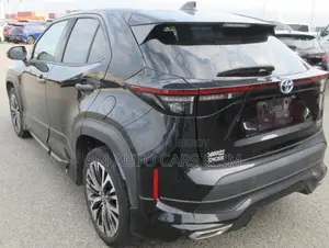 Toyota Yaris Cross 1.5 Hybrid FWD 2021 Black